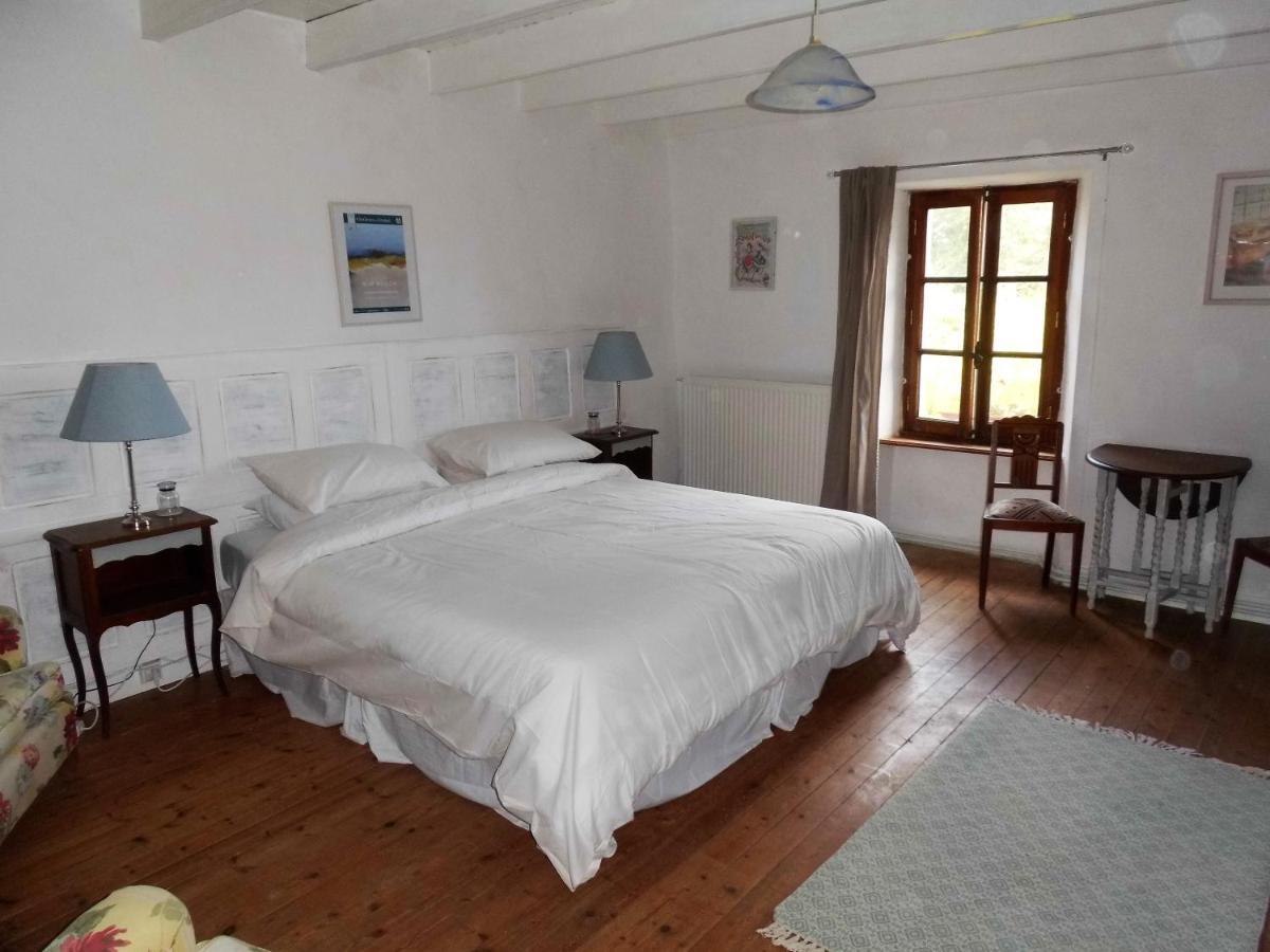 La Bicyclette Bleue Bed & Breakfast Montpinchon Eksteriør bilde
