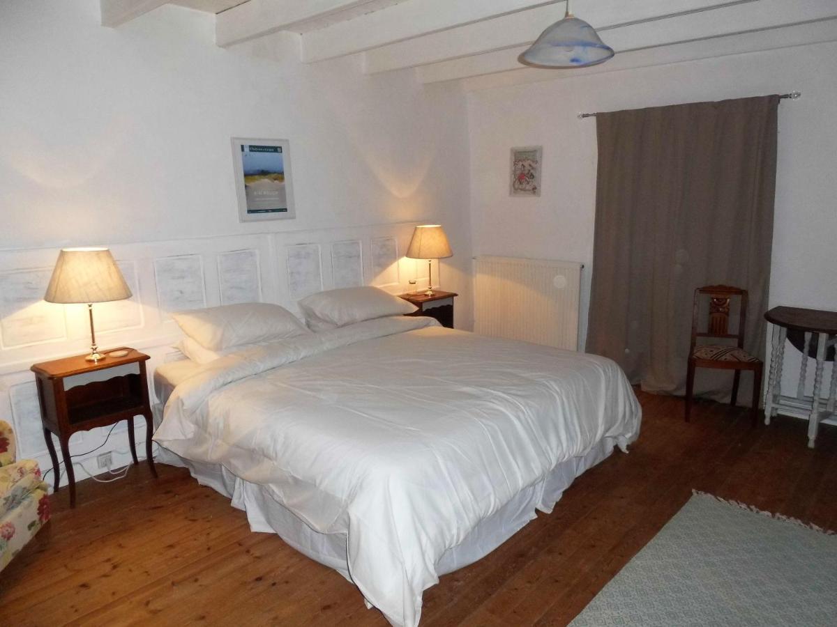 La Bicyclette Bleue Bed & Breakfast Montpinchon Eksteriør bilde