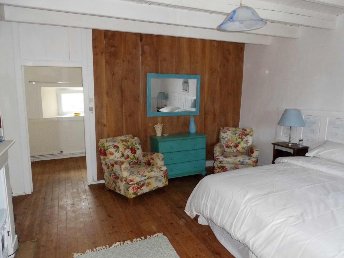 La Bicyclette Bleue Bed & Breakfast Montpinchon Eksteriør bilde