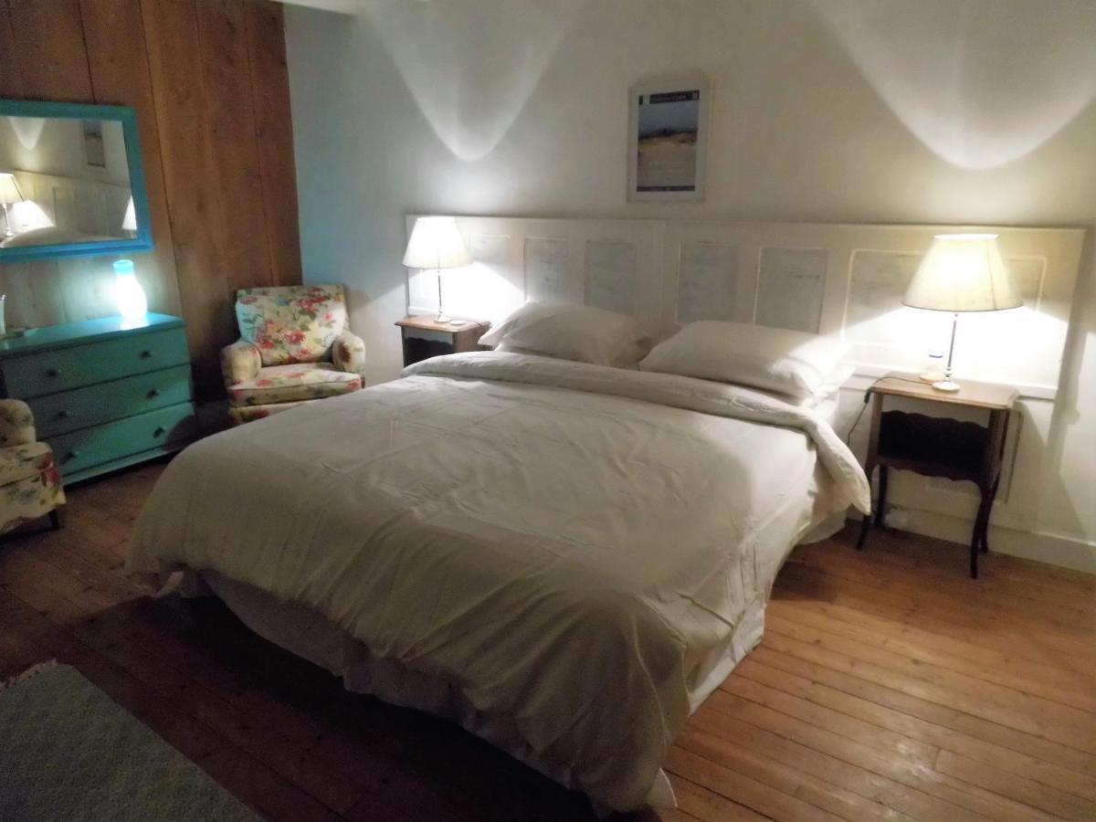 La Bicyclette Bleue Bed & Breakfast Montpinchon Eksteriør bilde