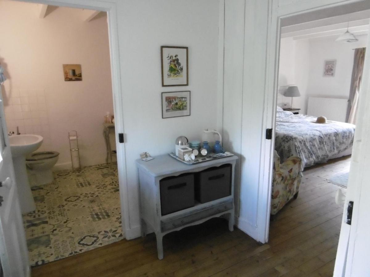La Bicyclette Bleue Bed & Breakfast Montpinchon Eksteriør bilde