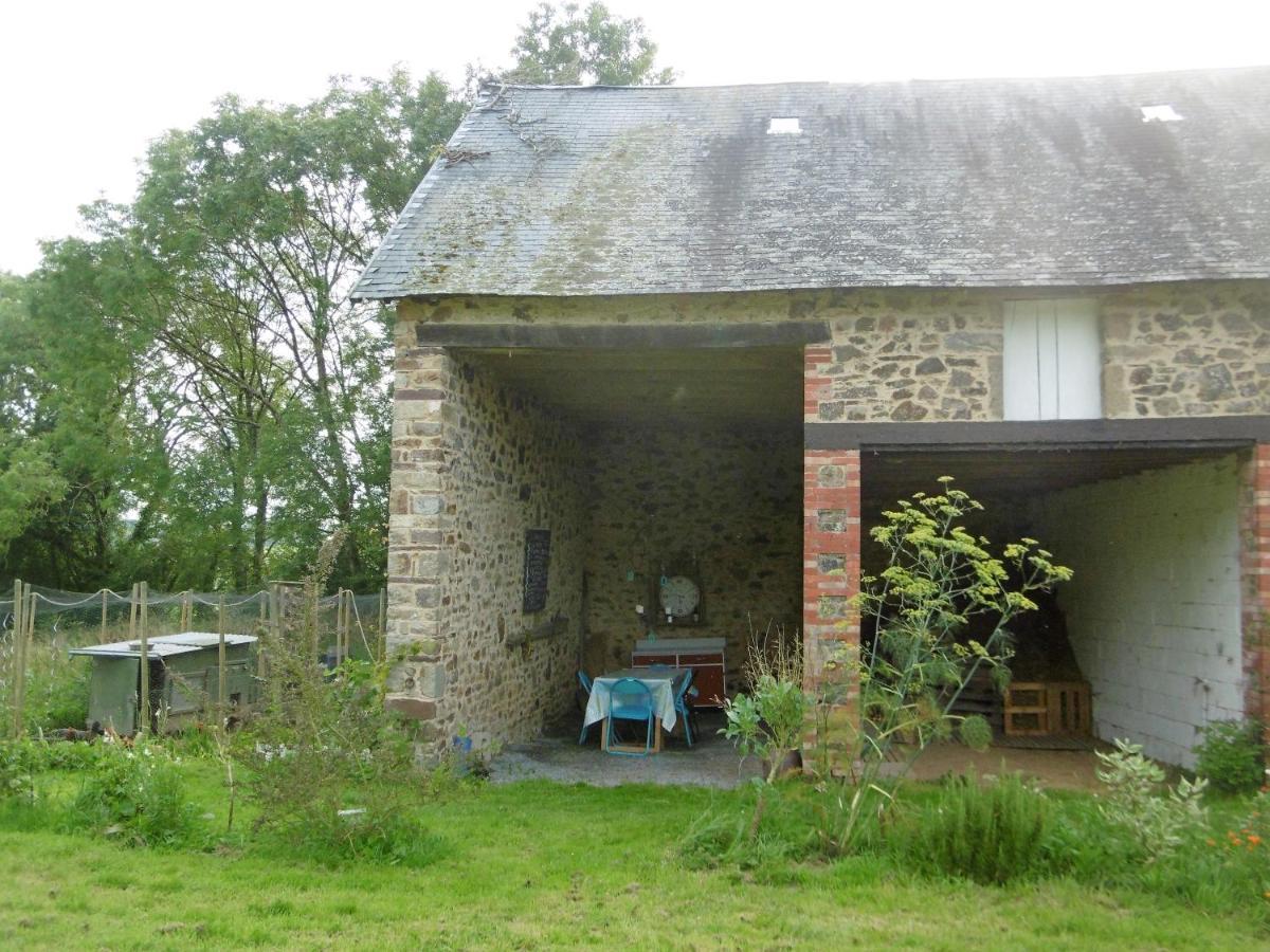 La Bicyclette Bleue Bed & Breakfast Montpinchon Eksteriør bilde