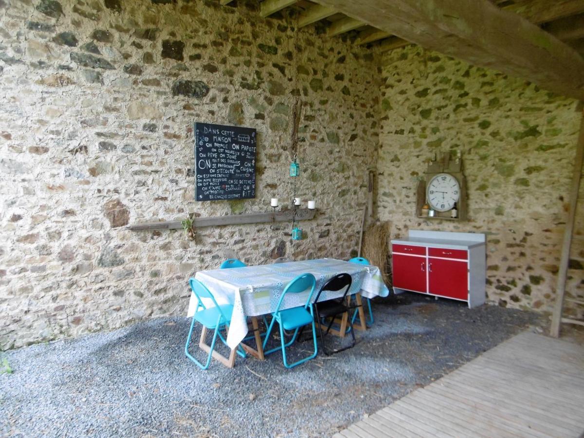 La Bicyclette Bleue Bed & Breakfast Montpinchon Eksteriør bilde